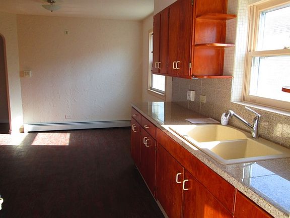 5th image of 5050 N Nagle Ave