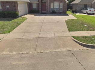 1739 Ridgemar Dr, Grand Prairie, TX 75051