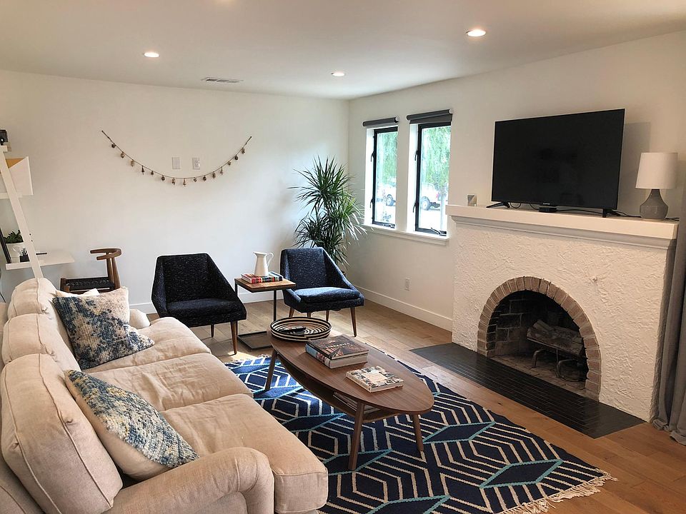 1st image of 5113 Lincoln Ave