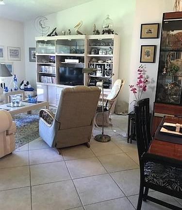 3rd image of 3216 S Lakeview Cir #5203