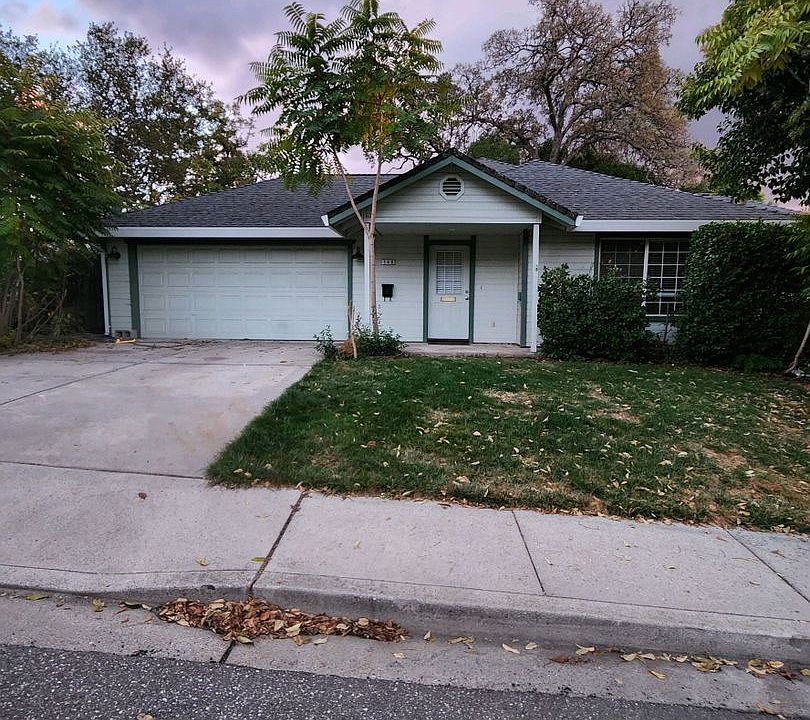 1st image of 148 Huntley Ave