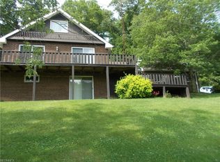 1465 Tice Run Rd, New Matamoras, OH 45767