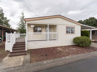 51547 SE Oak Grove Dr, Scappoose, OR 97056