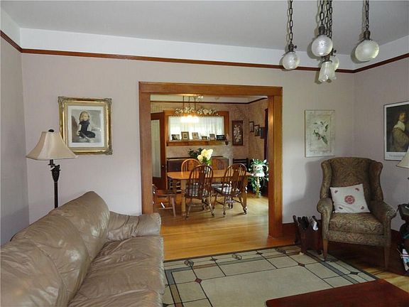 3rd image of 9929 Township Road 141
