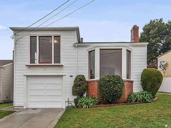2nd image of 421 Poplar Ave