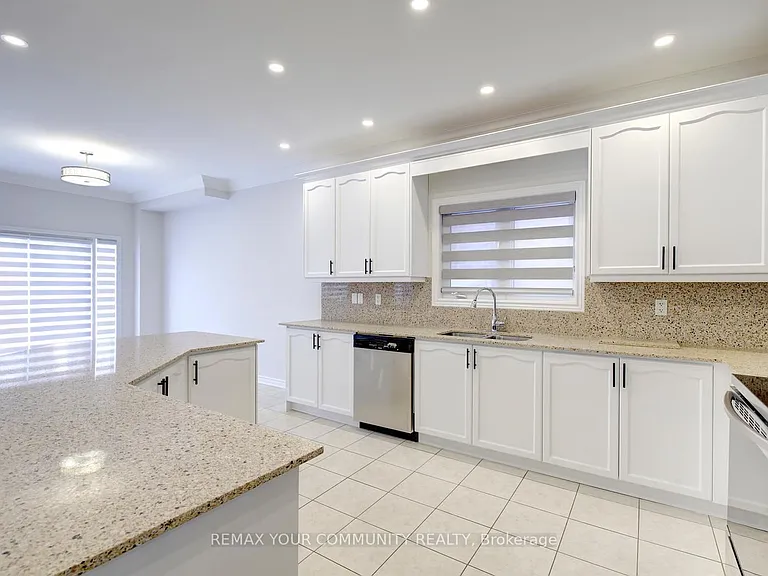 112 Golden Forest Rd — Photo 23
