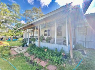 192 E Hickory Cv, Onalaska, TX 77360