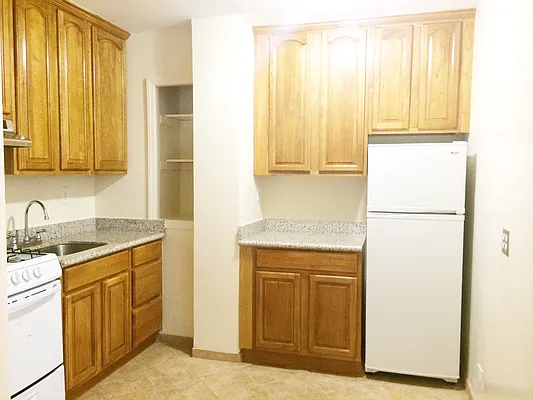 Rented by City Connections Realty | media 26