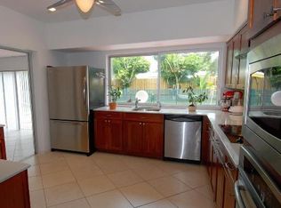 2115 NE 198th Ter, Miami, FL 33179