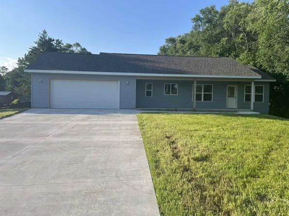 2101 Highway 33, Portage, WI 53901