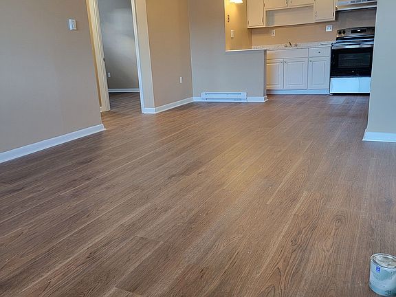 3rd image of 177 Loudon Rd W #2