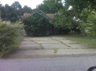 6888 Winchester St, Fayetteville, NC 28314