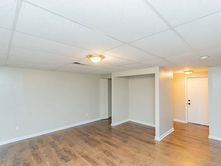 37 Anderson Rd — Photo 15