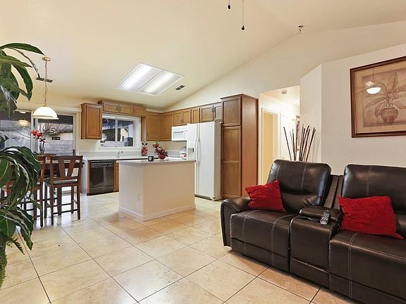 5th image of 4212 Morrocco Cir