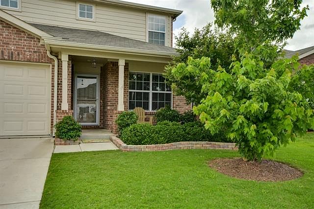 1st image of 15913 Avenel Way