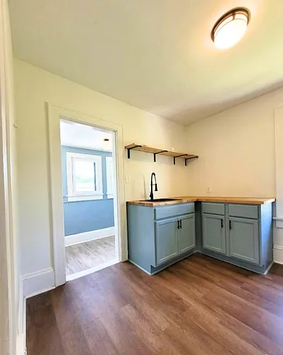 159 Oak Park Dr #2 Photo 1