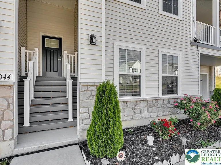 5044 Bellflower Dr — Photo 20