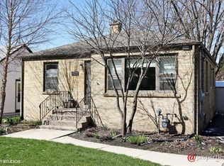 2694 Western Ave, Highland Park, IL