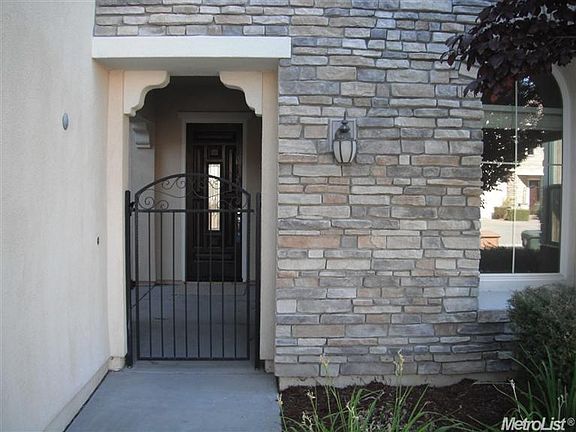5th image of 9631 Hawkes Bay Way
