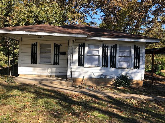 2nd image of 1842 Tulane Ave