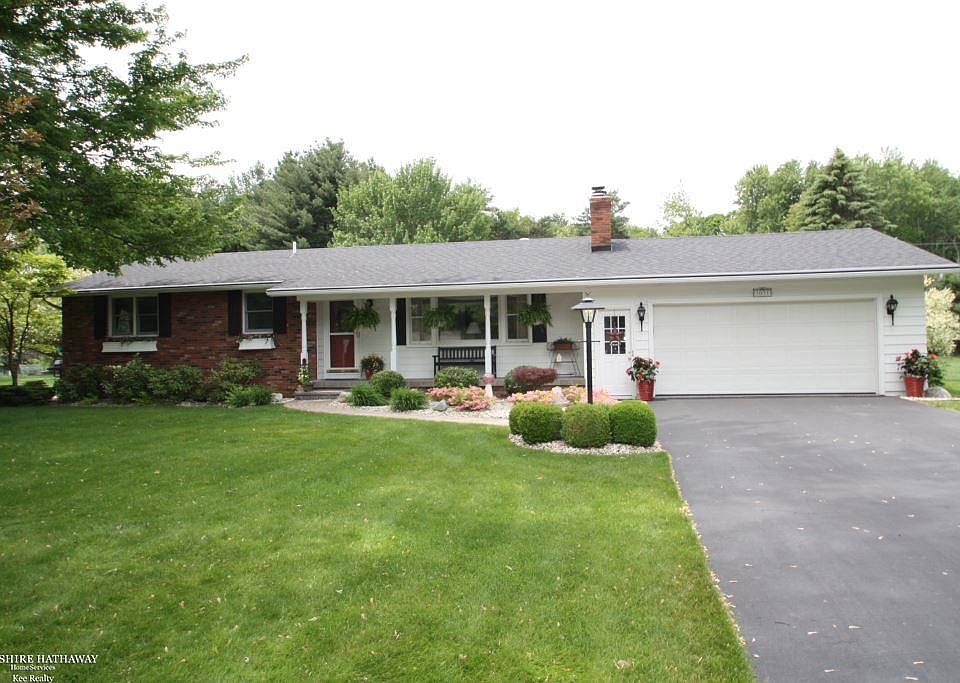 1st image of 3051 Riverwood Hts