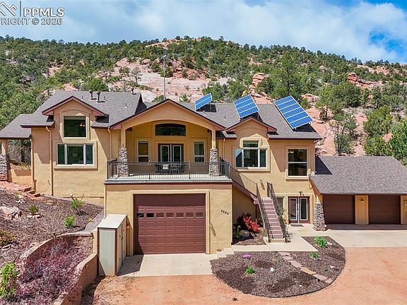 2nd image of 2220 La Loma Cir