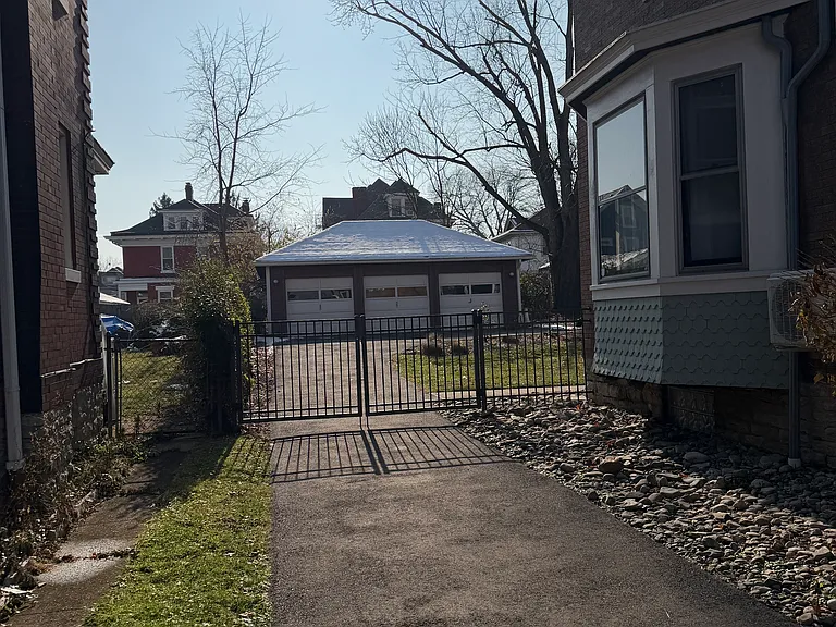 2123 Cameron Ave — Photo 6