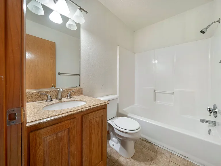 16971 SE Ankeny St — Photo 22