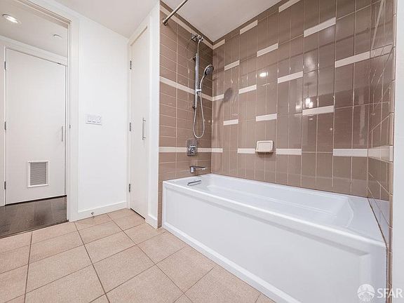 5th image of 435 China Basin St Unit 440