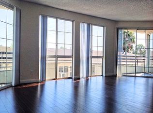 4320 S Centinela Ave APT 202, Los Angeles, CA 90066