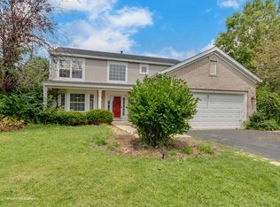 605 Carnation Dr, Oswego, IL 60543