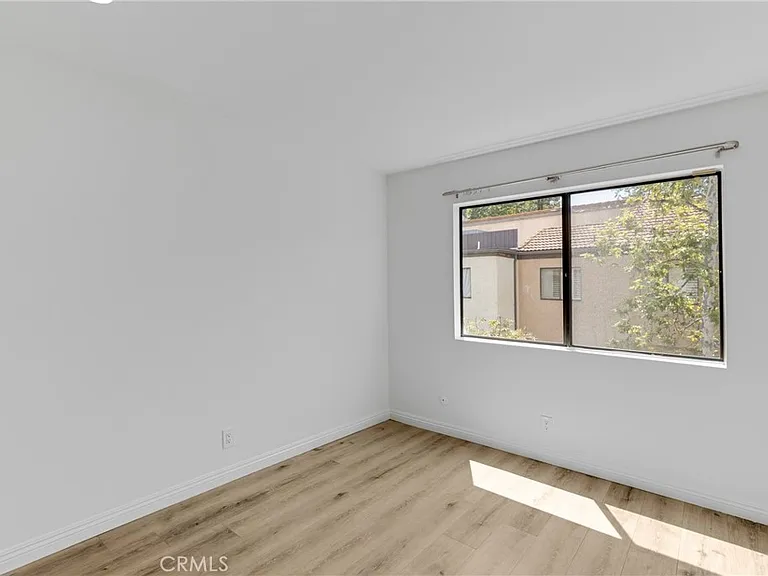 21900 Marylee St #257 — Photo 13