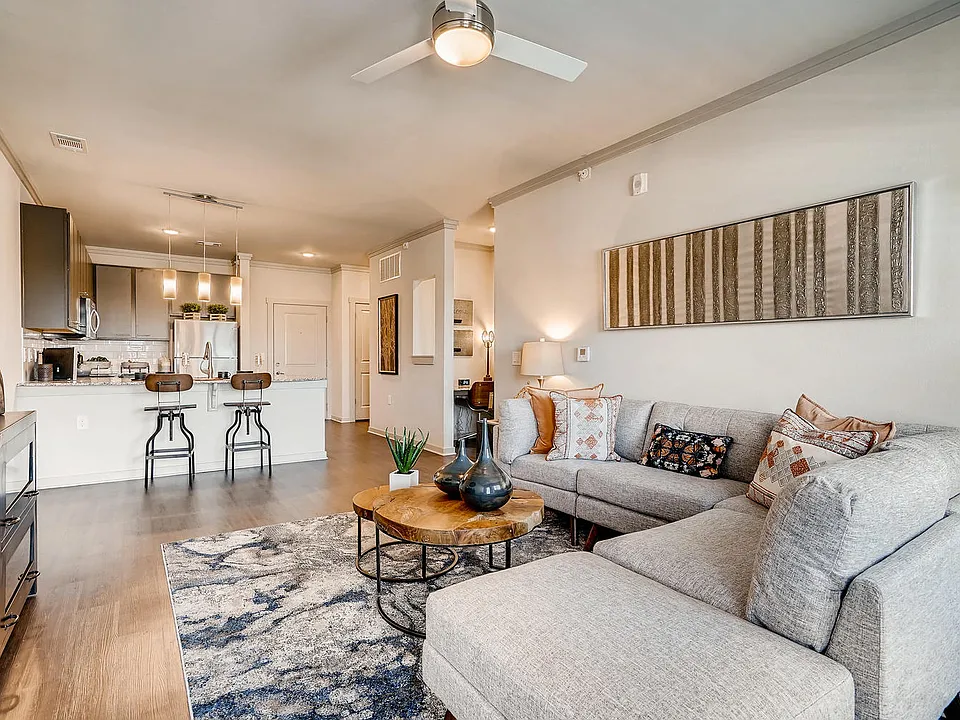 Caliber at Cornerstar | Aurora, CO Apartments