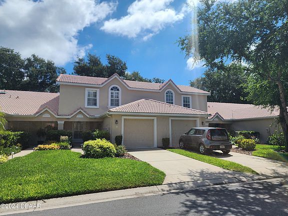 3rd image of 41 Golf Villa Dr