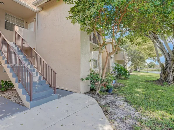 1971 NW 96th Ter #9K, Hollywood, FL 33024
