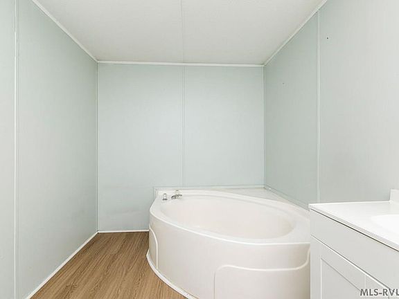 18th image of 149 Greenvalley Dr