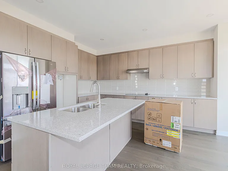 475 Meynell Rd — Photo 16