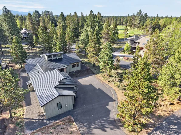17915 Playoff Ln, Sunriver, OR 97707