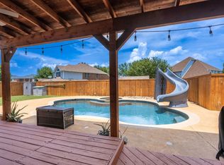 9114 Royal Burgess Dr, Rowlett, TX 75089