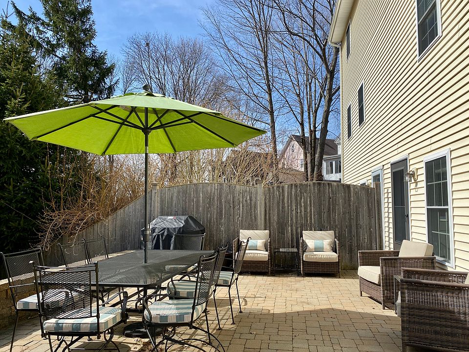 72 Woodbury Ave Portsmouth NH Zillow