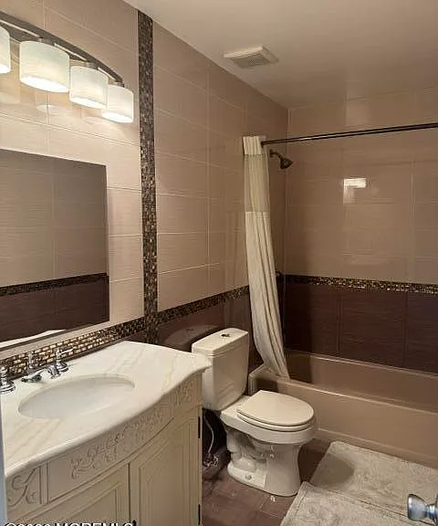 58 Thorne Ln — Photo 16
