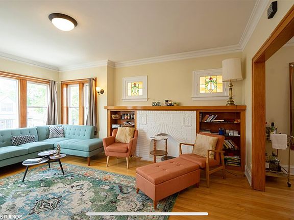 2nd image of 5024 W Eddy St #2
