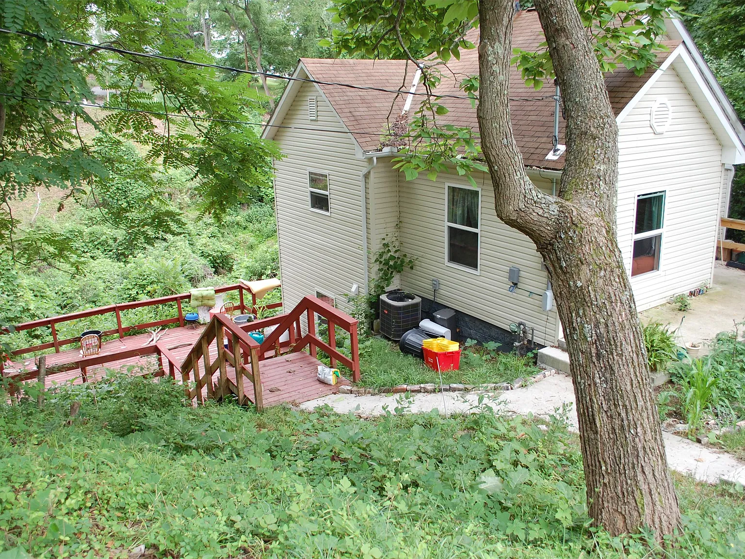 39 Woodward Avenue - Single House — Photo 2