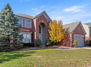 34495 Orsini Dr, Sterling Heights, MI 48312