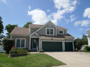 236 Pinoak Ct, Delaware, OH