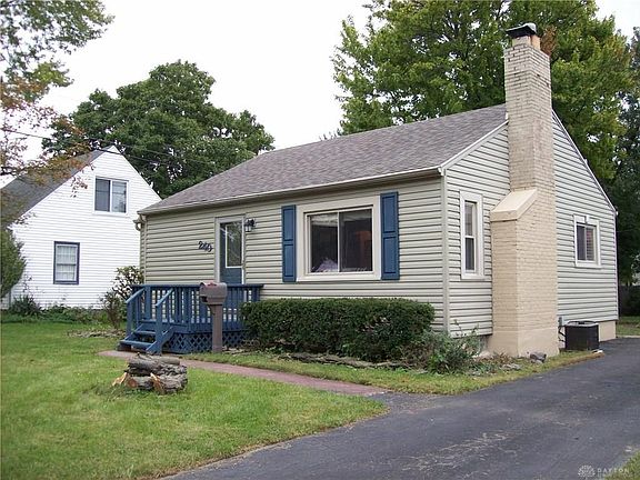Welcome home to 240 N American Blvd!