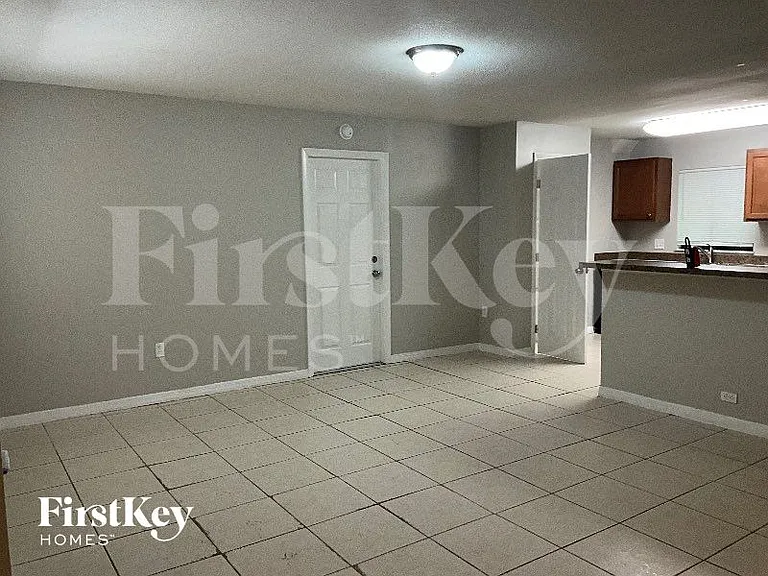 6314 Gamble Dr — Photo 5