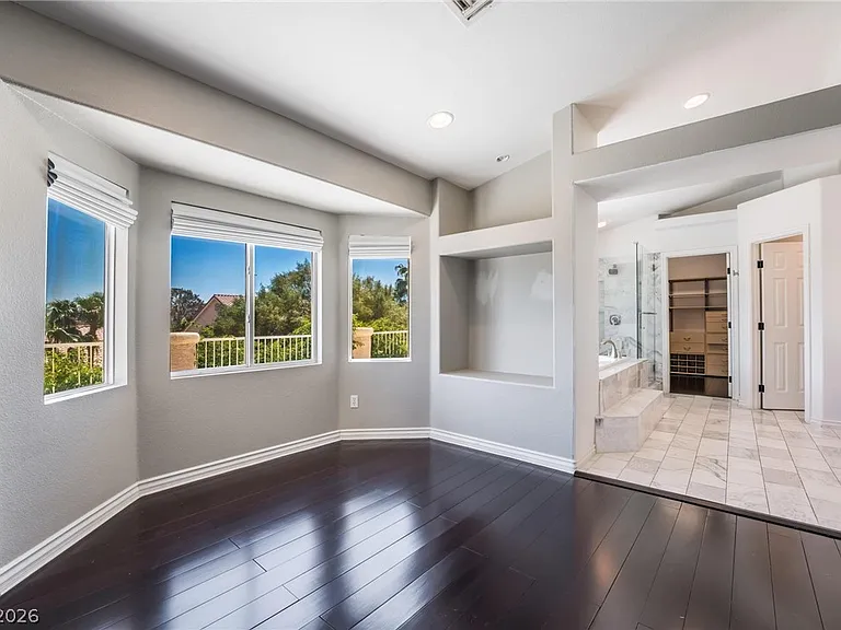 9675 Irvine Bay Ct — Photo 21