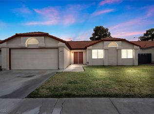 6413 Chippindale Ln, Las Vegas, NV 89108