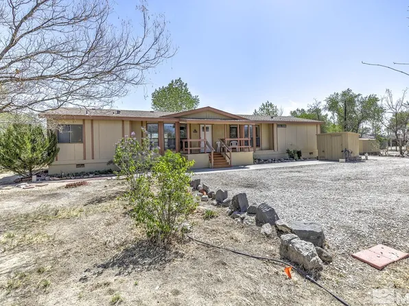1405 River View Dr, Fallon, NV 89406